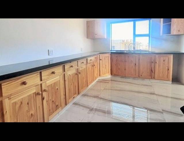 3 BEDROOM HOUSE FOR SALE IN ROYALSTON RESIDENTIAL ESTATE & WILDLIFE RESERVE